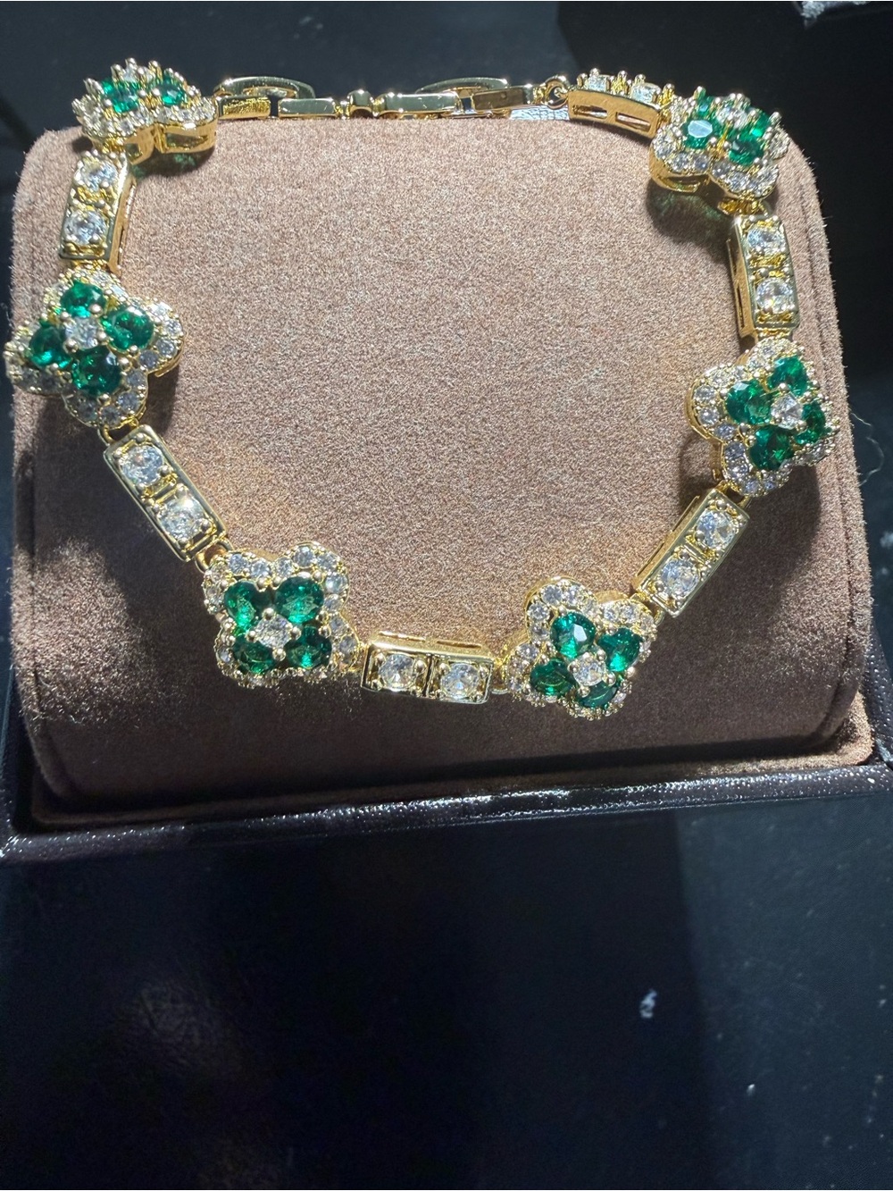 NWOT 14k Gold-Plated Bracelet W/ Emerald Green Crystal Clusters